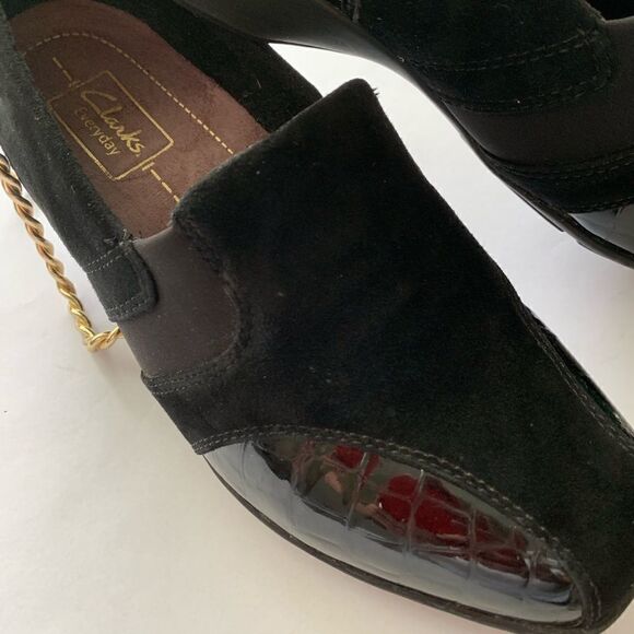 Clark’s Black Suede/Faux Croc Loafer 7.5 E… - Picture 3 of 6